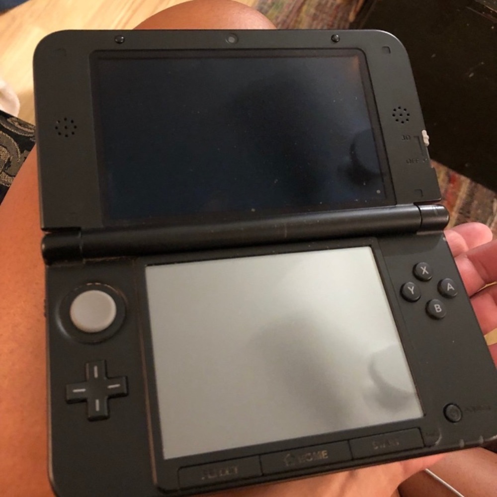 Nintendo 3DS XL